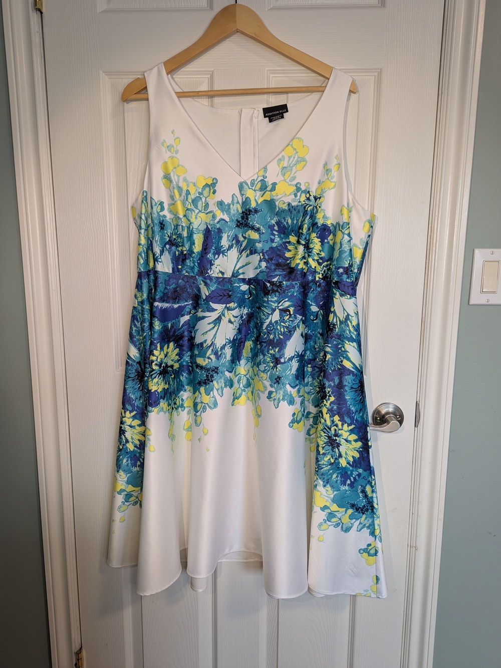 White Floral V-Neck Swing Dress From Addition Elle